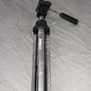 brand new tripod (4feet)